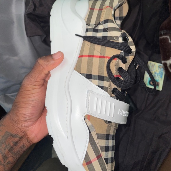 Men’s Burberry shoes worn twice - Picture 3 of 10